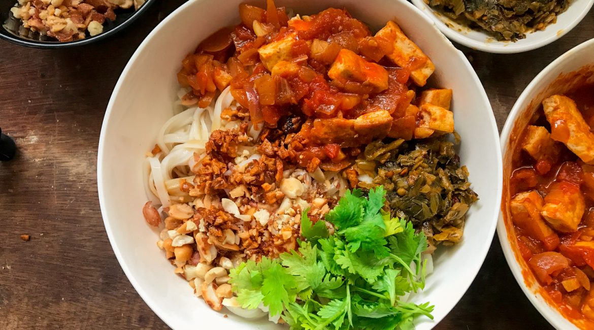 Shan Noodles (Shan Khao Swe)