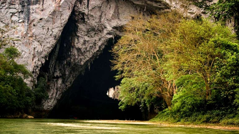 Puong Cave