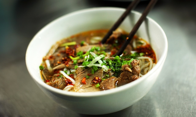 Vietnamese pho (Dreamstime)