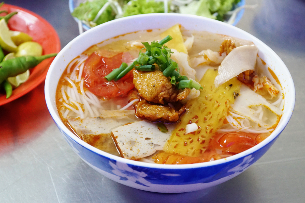 A bowl of Quang noodles in Da Nang City. Photo by VnExpress/Di Vy