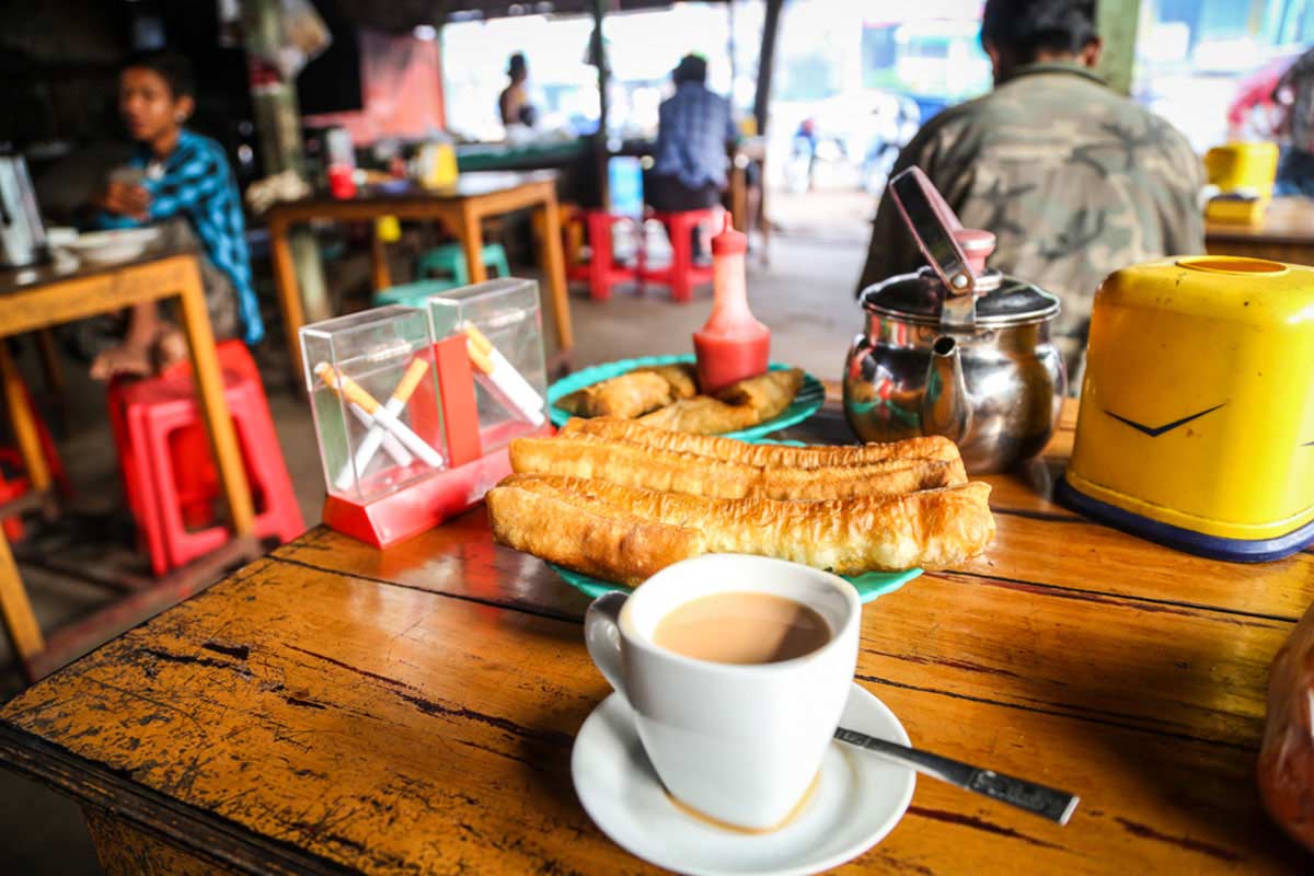 Burmese Teahouse Snacks