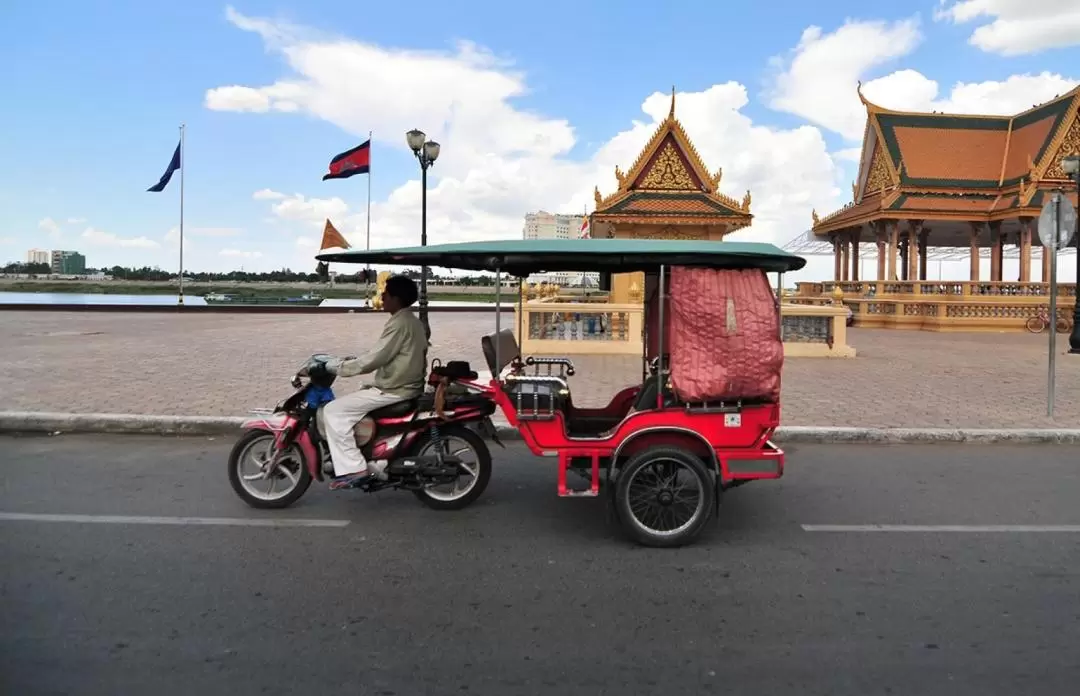 Tuk-tuks